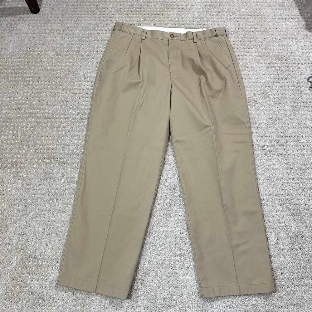 L.L. Bean Chino Pants Mens 38x30 Khaki Cotton Pleated Comfort Waist Straight